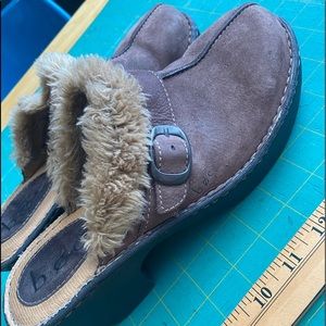 BOC slip on fur clogs shoes. Women’s size 9.